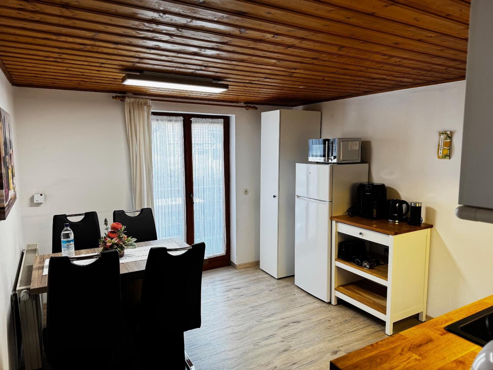 Ferienwohnung Linde オーバーシュタウフェン エクステリア 写真